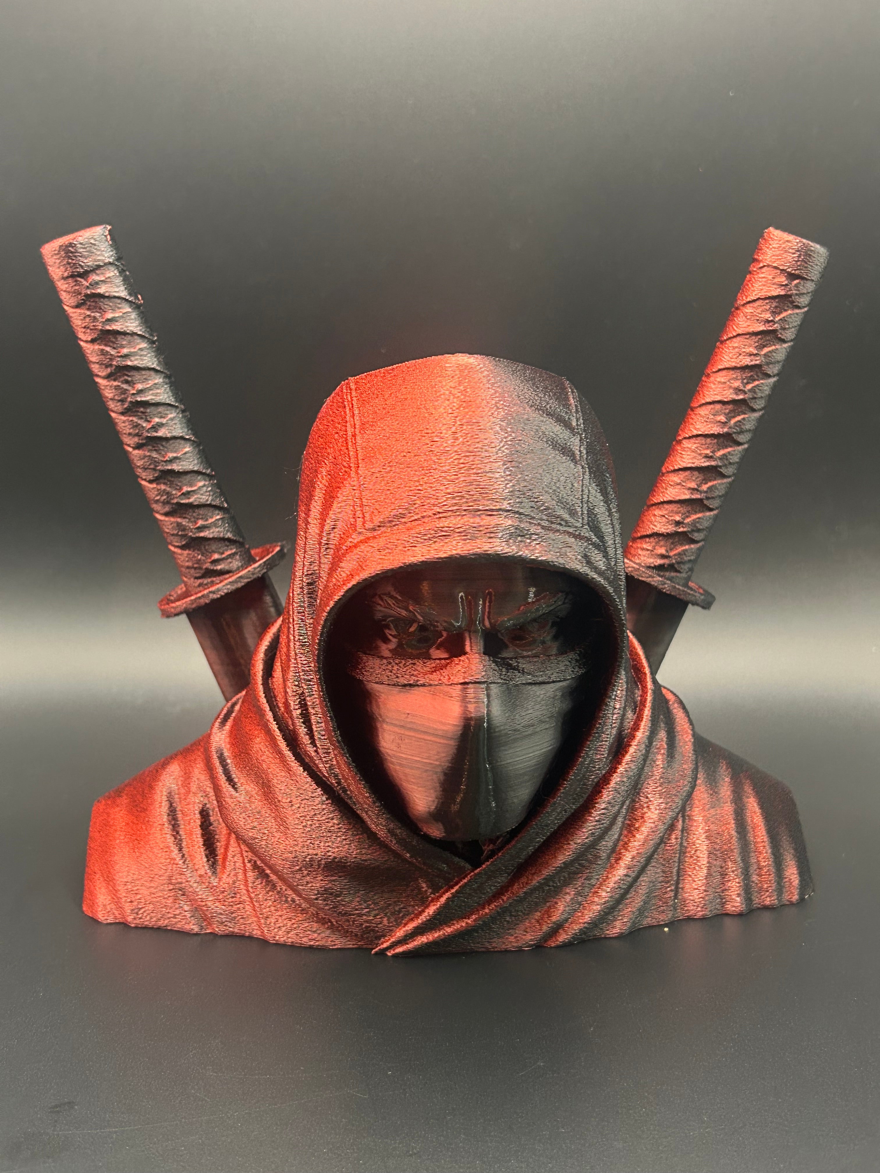 Portapenne Ninja Contemporaneo – Organizer da Scrivania Moderno Stile Gaming & Fantasy