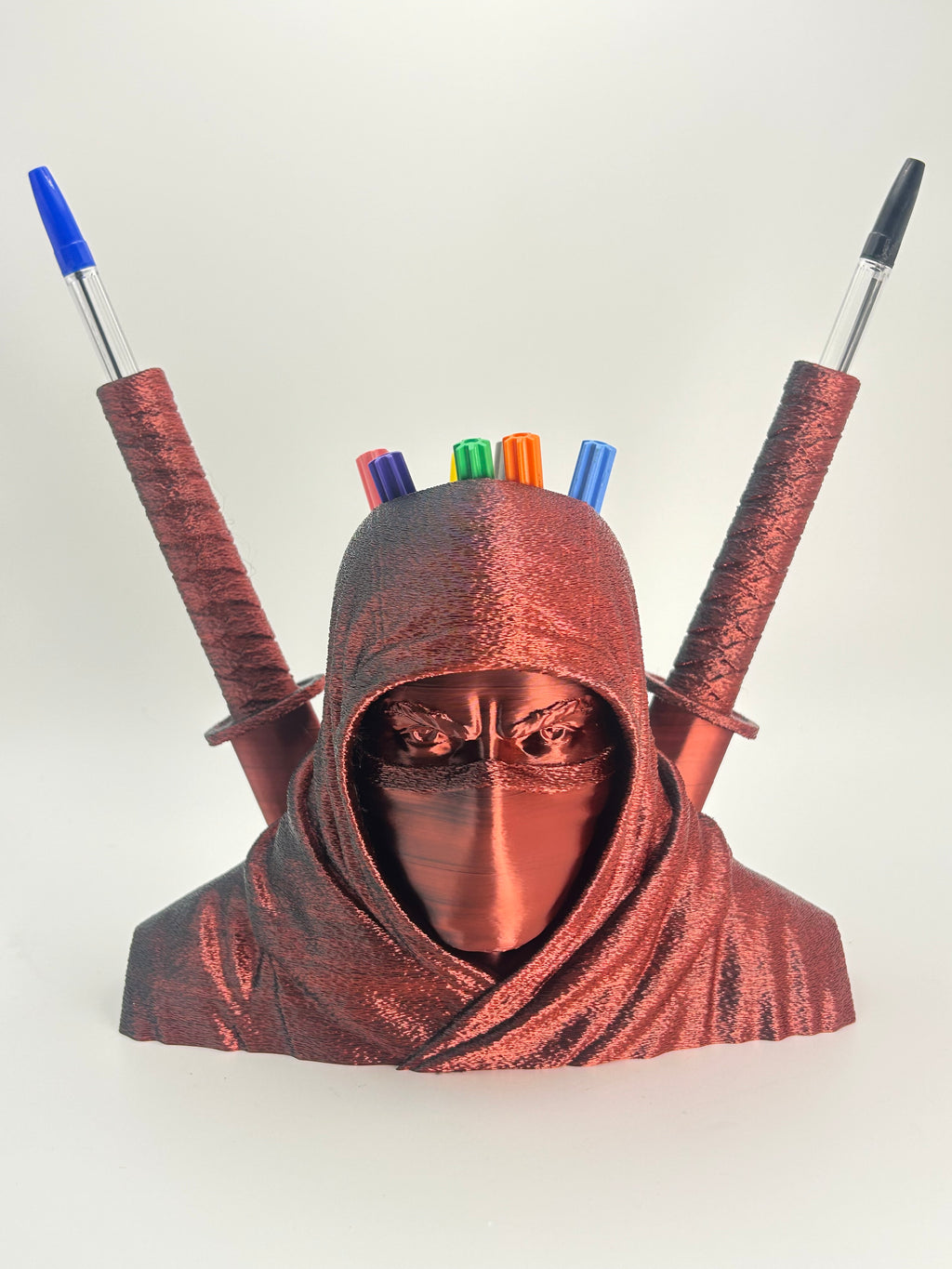 Portapenne Ninja Contemporaneo – Organizer da Scrivania Moderno Stile Gaming & Fantasy
